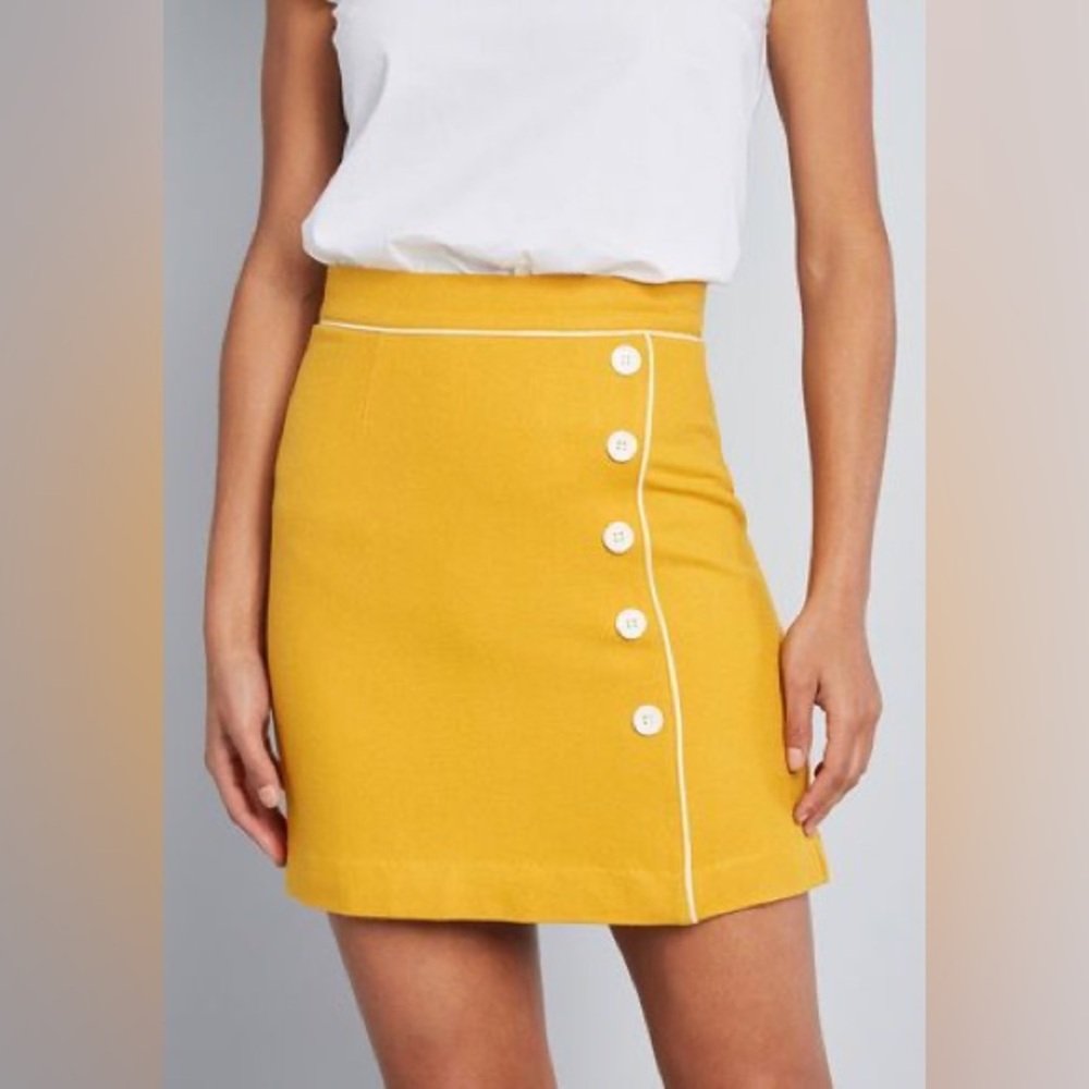 ModCloth Own The Era Mustard Yellow White Wool Blend Mini Skirt Size Medium